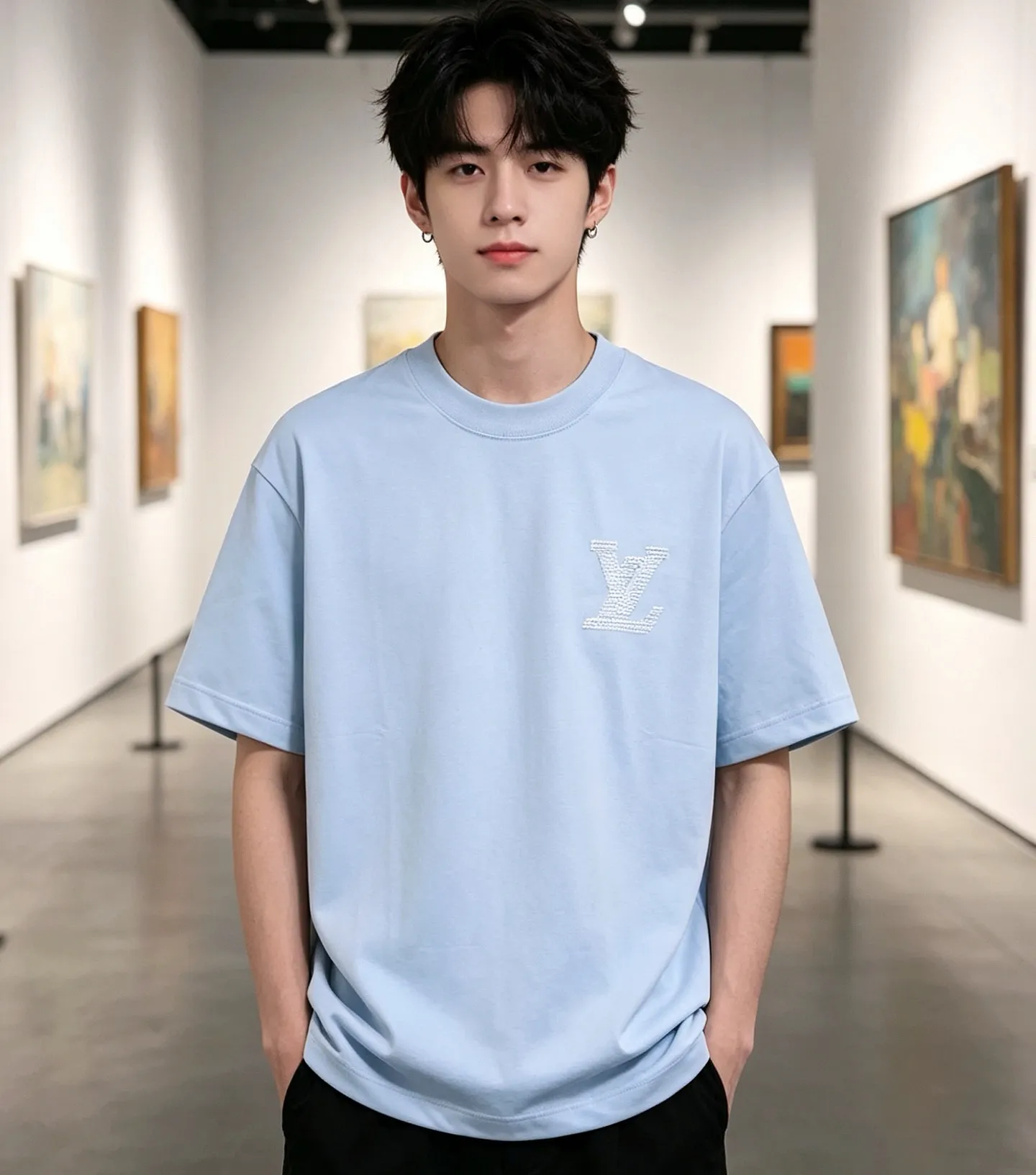 Louis Vuitton/ logo